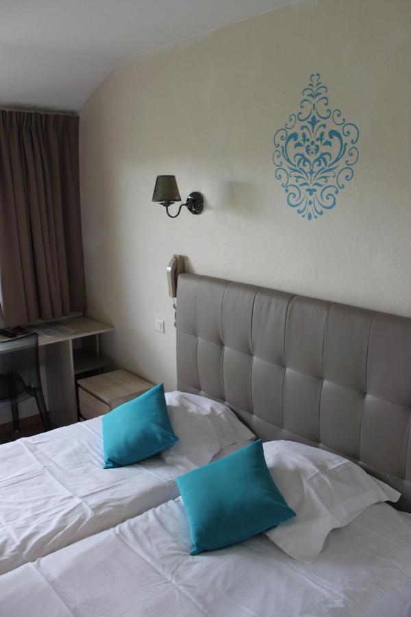 Logis Hotel Restaurant La Vieille Ferme, Macon Nord Sancé Eksteriør bilde