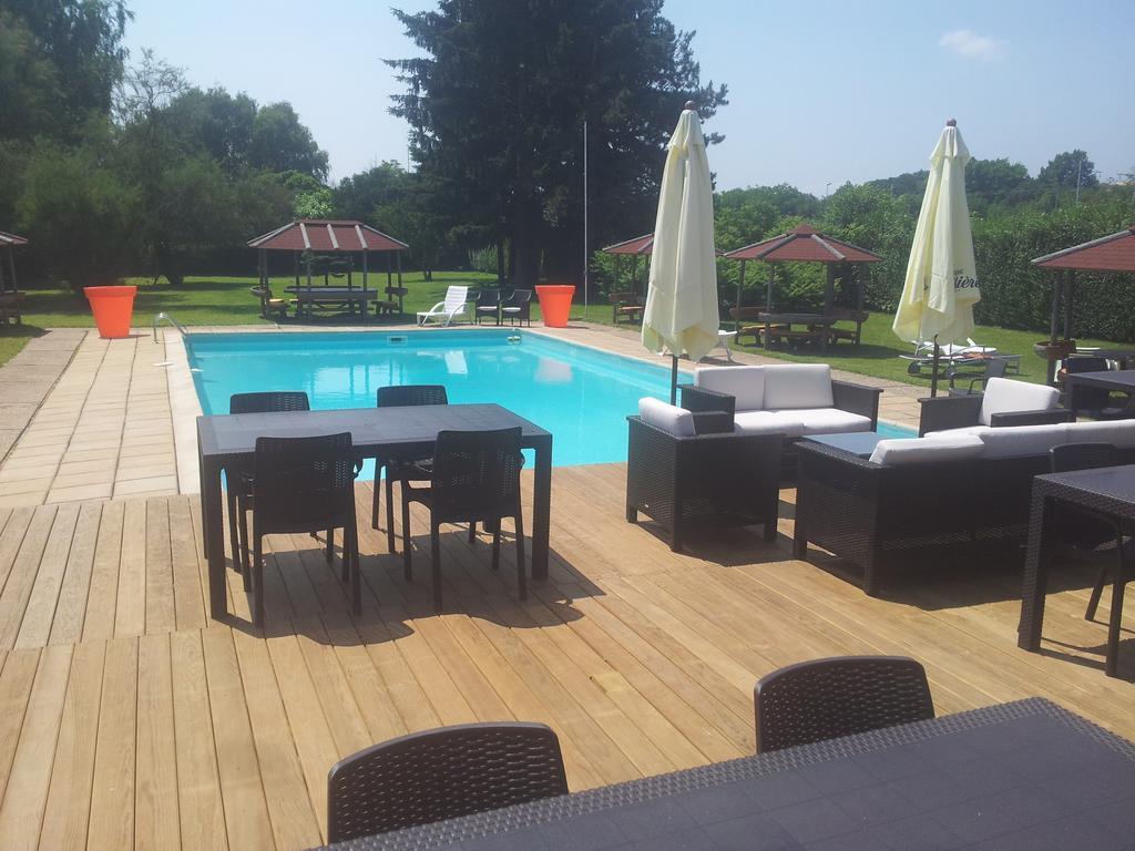Logis Hotel Restaurant La Vieille Ferme, Macon Nord Sancé Eksteriør bilde