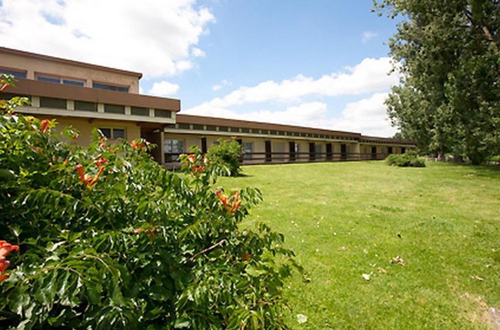 Logis Hotel Restaurant La Vieille Ferme, Macon Nord Sancé Eksteriør bilde