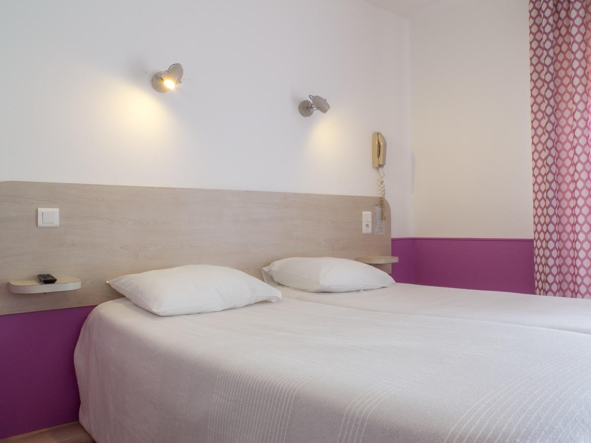 Logis Hotel Restaurant La Vieille Ferme, Macon Nord Sancé Eksteriør bilde