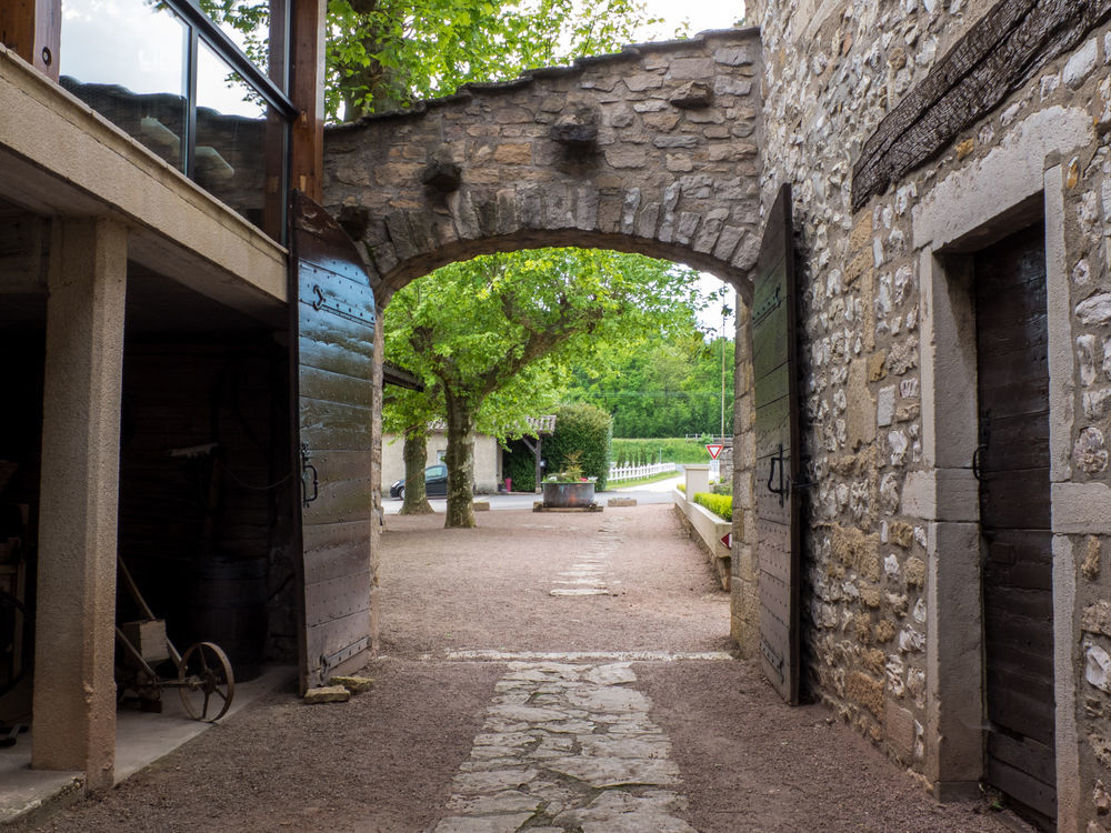 Logis Hotel Restaurant La Vieille Ferme, Macon Nord Sancé Eksteriør bilde