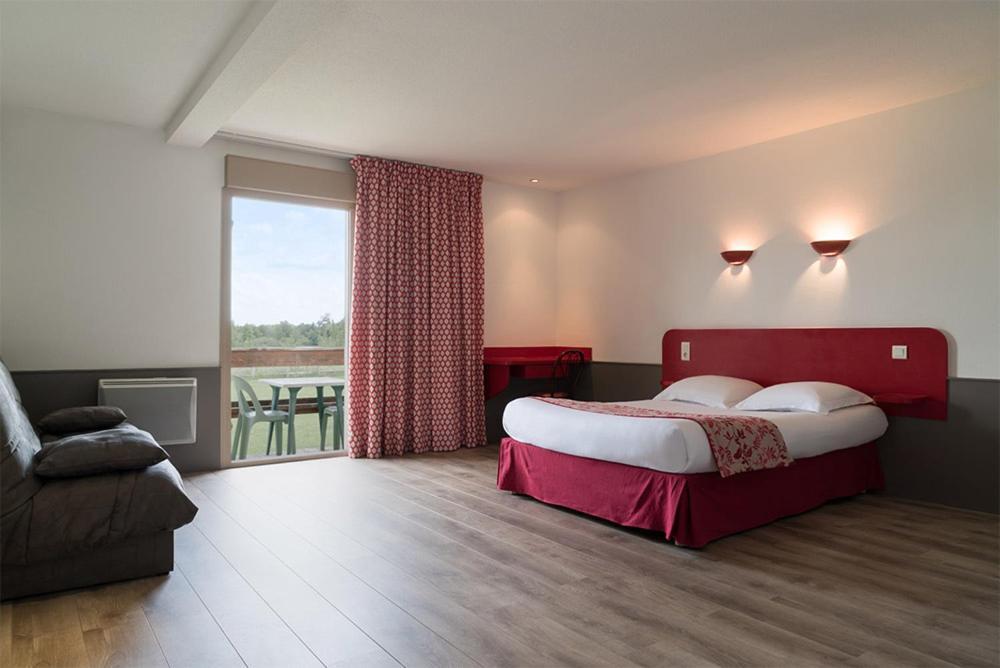 Logis Hotel Restaurant La Vieille Ferme, Macon Nord Sancé Eksteriør bilde